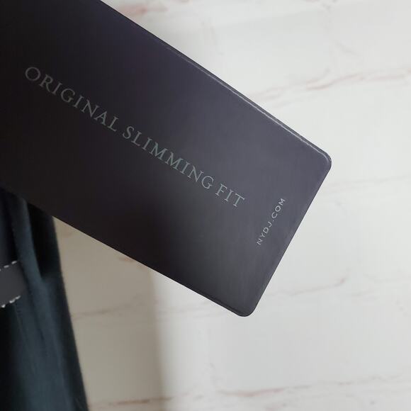 NEW NYDJ Cindy Trouser Pant Ponte Knit Womens Sz 8 Petite Gray Slim Leg Stretch - Picture 6 of 13